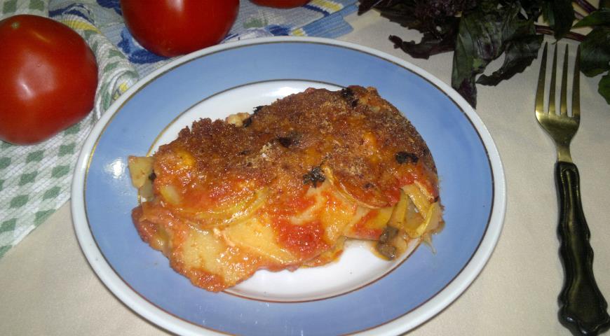 Фото приготовления рецепта: Тьелла - запеканка из картофеля, кабачков и помидоров , шаг №21
