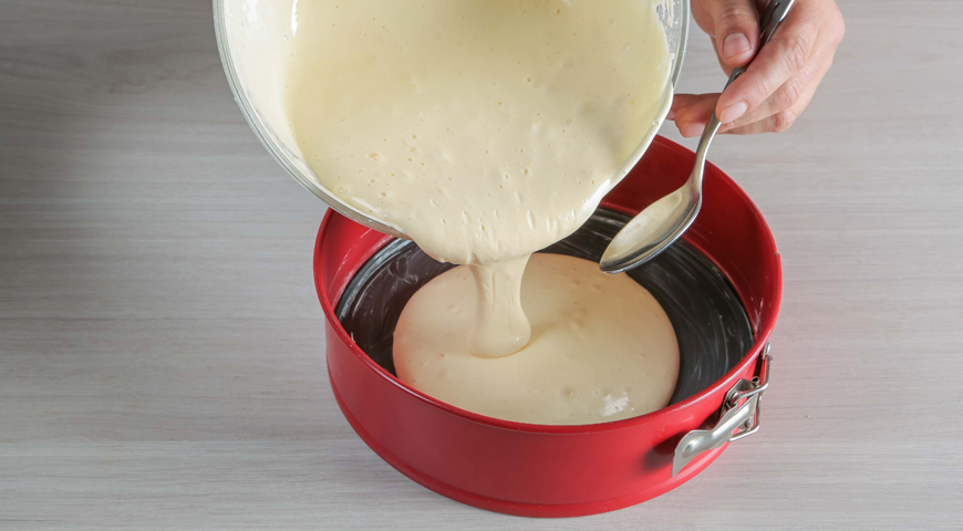 Торт Добош, подготовьте форму и влейте тесто