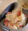 Фото приготовления рецепта: Закусочный кекс с баклажанами и помидорами, шаг №2
