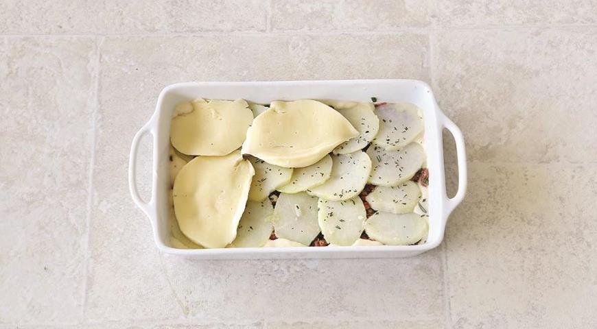 Фото приготовления рецепта: Лазанья со свининой и картофелем, шаг №5