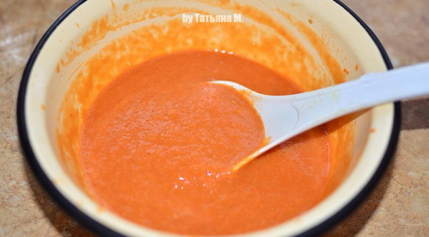 Фото приготовления рецепта: Суп-пюре из запеченных овощей с кальмаром, шаг №3