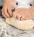 Фото приготовления рецепта: Пирог с капустой и грибами, шаг №4