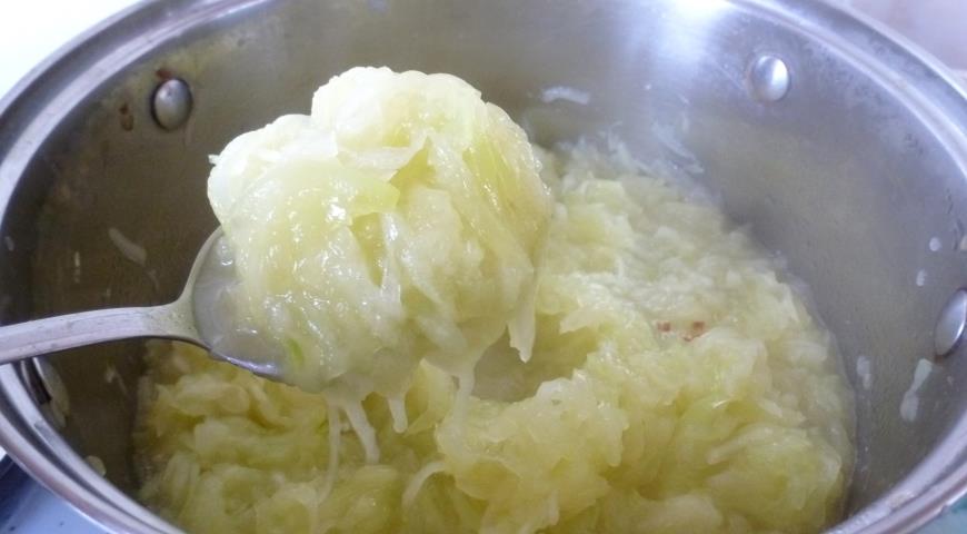 Фото приготовления рецепта: Кабачковая икра из трех овощей, шаг №1