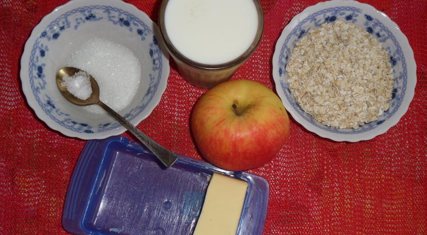 Фото приготовления рецепта: Овсяная каша с яблоком и корицей , шаг №1