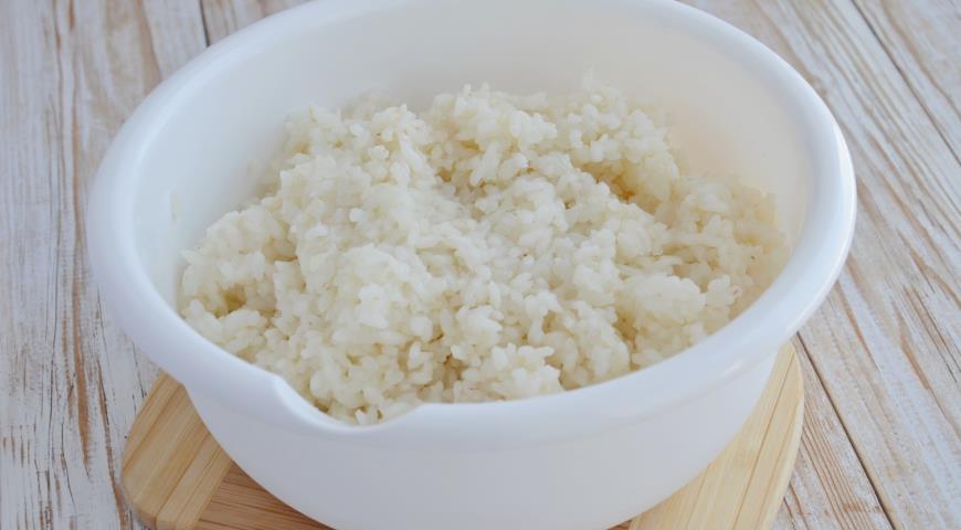 Вареный рис для зраз