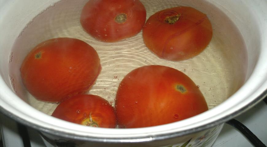 Фото приготовления рецепта: Тьелла - запеканка из картофеля, кабачков и помидоров , шаг №1