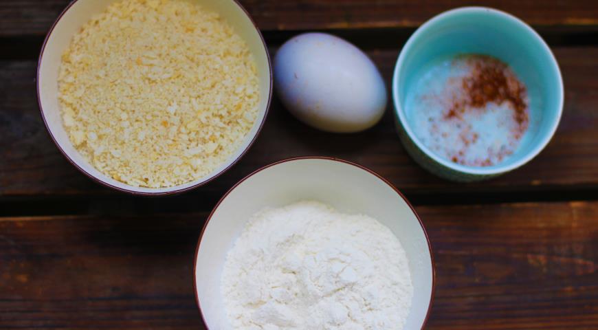 Подготавливаем ингредиенты для приготовления цветной капусты в "липком" соусе