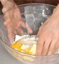 Фото приготовления рецепта: Грушевый пирог, шаг №1