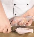 Фото приготовления рецепта: Запеченная курица по-деревенски, шаг №1