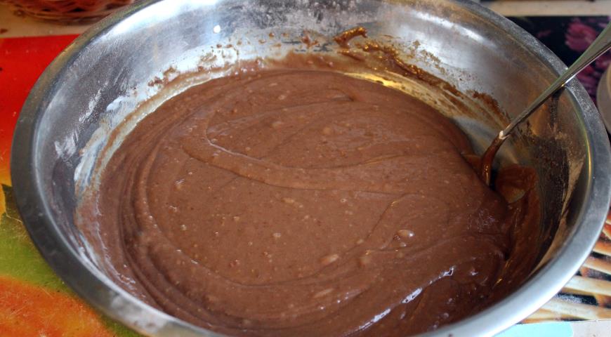 Замешиваем тесто для торта "Шоколадный восторг"
