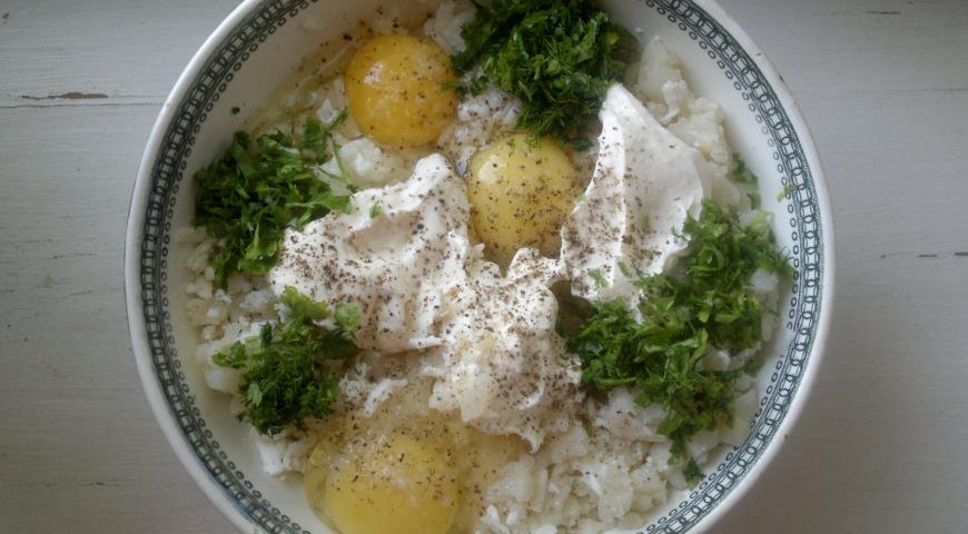 Фото приготовления рецепта: Рыба с овощами и сыром, шаг №6