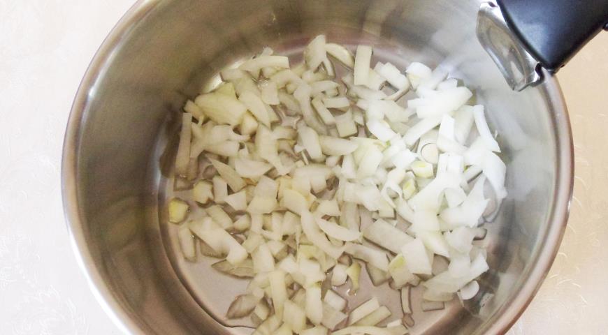Фото приготовления рецепта: Суп-пюре из тыквы, шаг №1