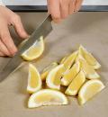 Фото приготовления рецепта: Лимонный квас, шаг №1