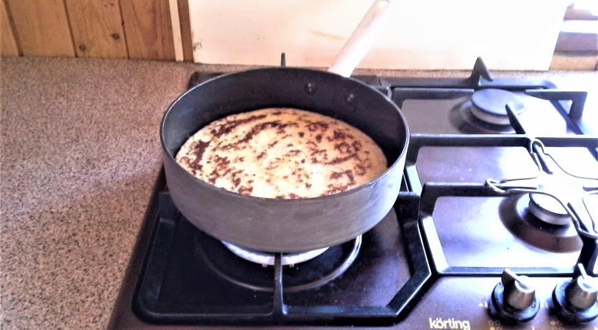 Фото приготовления рецепта: Закусочный кабачковый торт, шаг №4
