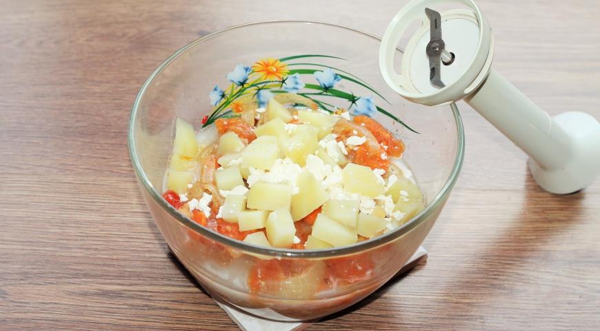 Фото приготовления рецепта: Суп с вялеными томатами или намазка для бутербродов, шаг №8