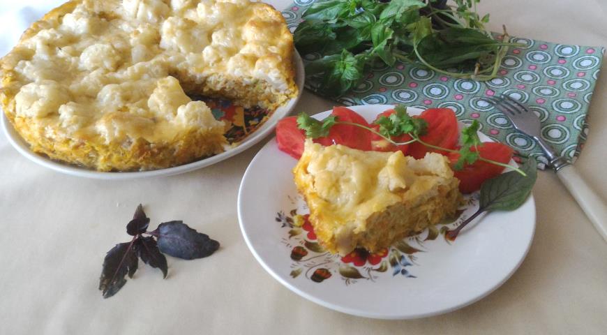 Фото приготовления рецепта: Пирог с кабачками и цветной капустой, шаг №11