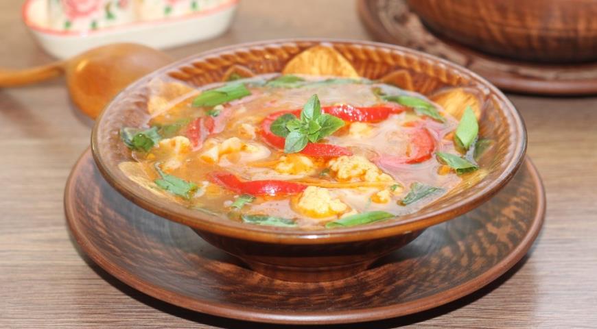 Фото приготовления рецепта: Суп с булгуром и цветной капустой, шаг №12