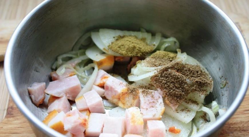 Фото приготовления рецепта: Двухцветный суп-пюре из фасоли, шаг №2