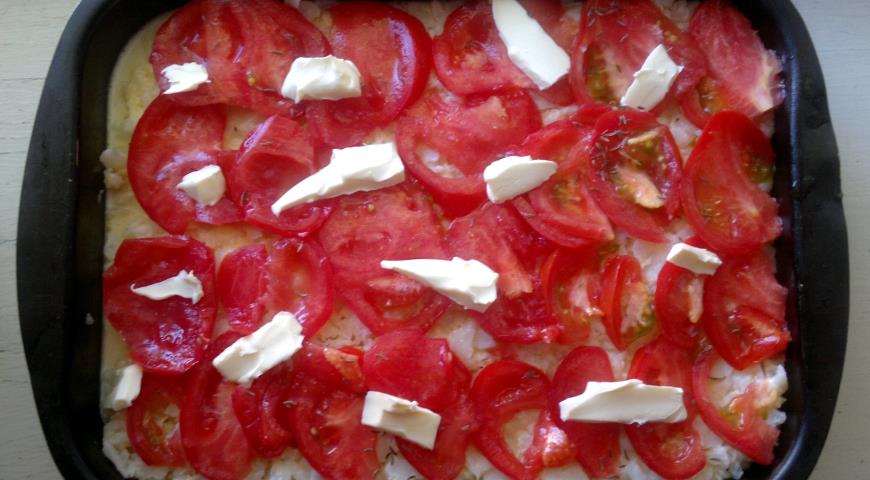 Фото приготовления рецепта: Запеканка из цветной капусты с помидорами, шаг №6