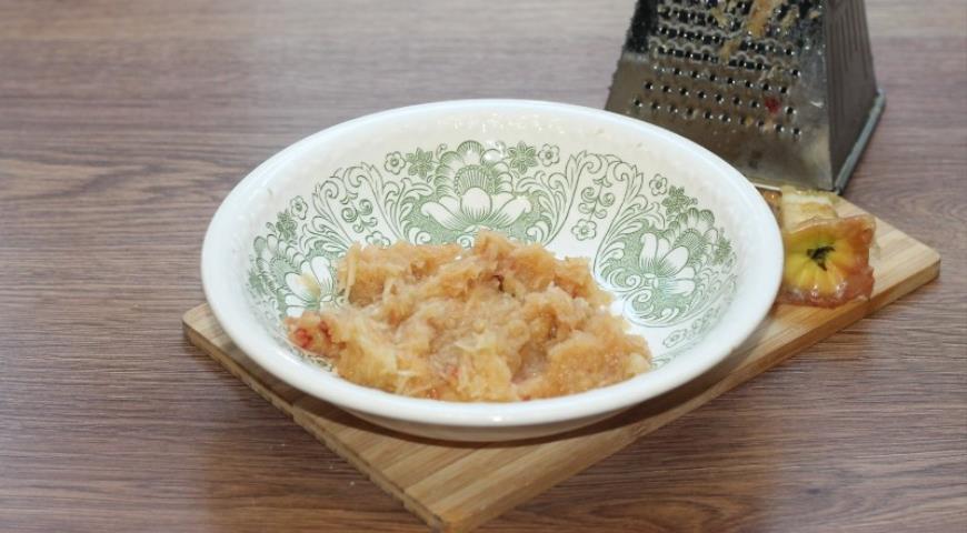 Фото приготовления рецепта: Куриная печень в сливочном соусе, шаг №4