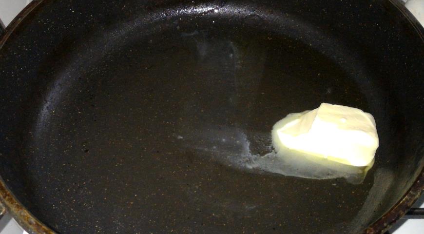 Фото приготовления рецепта: Картофельно-тыквенный суп-пюре, шаг №4
