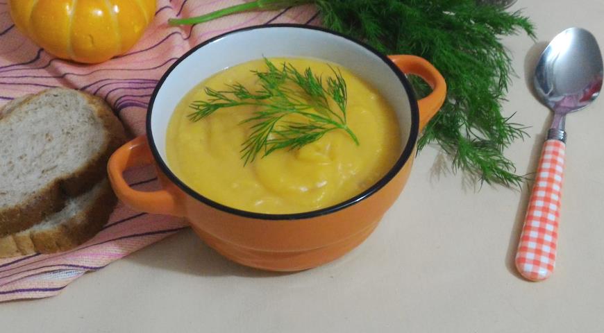 Фото приготовления рецепта: Картофельно-тыквенный суп-пюре, шаг №13