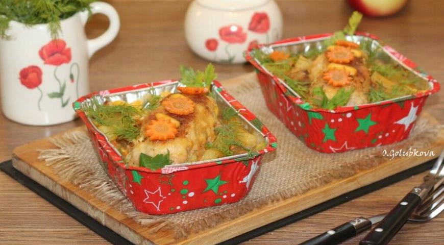 Фото приготовления рецепта: Сочная свинина и картофель в сливочном соусе, шаг №15