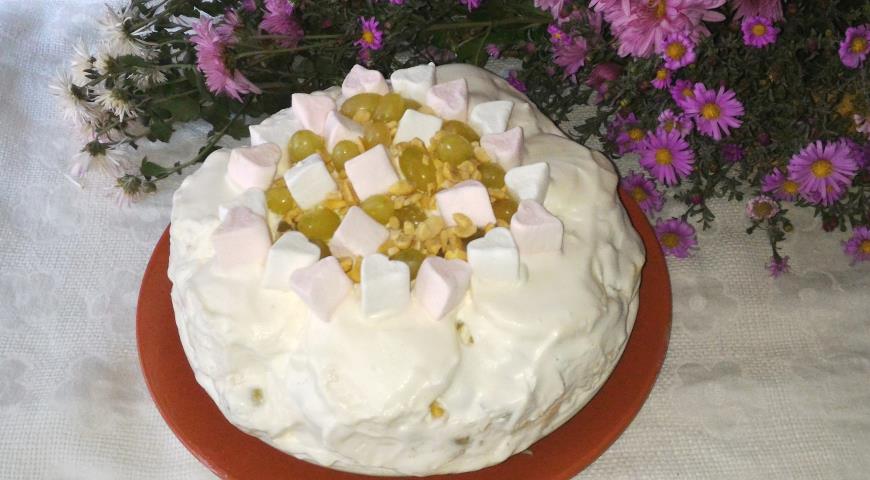 Фото приготовления рецепта: Зефирный торт Сливочное облако, шаг №15