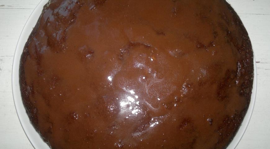Фото приготовления рецепта: Шоколадно-кокосовый торт, шаг №16