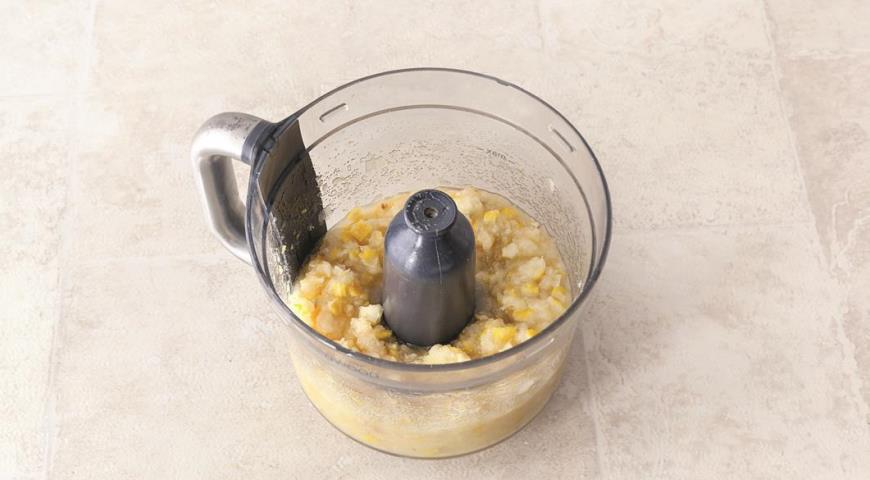 Фото приготовления рецепта: Лимонный пирог, шаг №3