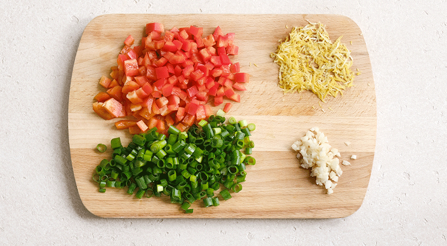 Фото приготовления рецепта: Теплый салат с кускусом и овощами, шаг №1