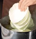 Фото приготовления рецепта: Вкусный шницель из белокочанной капусты, шаг №1