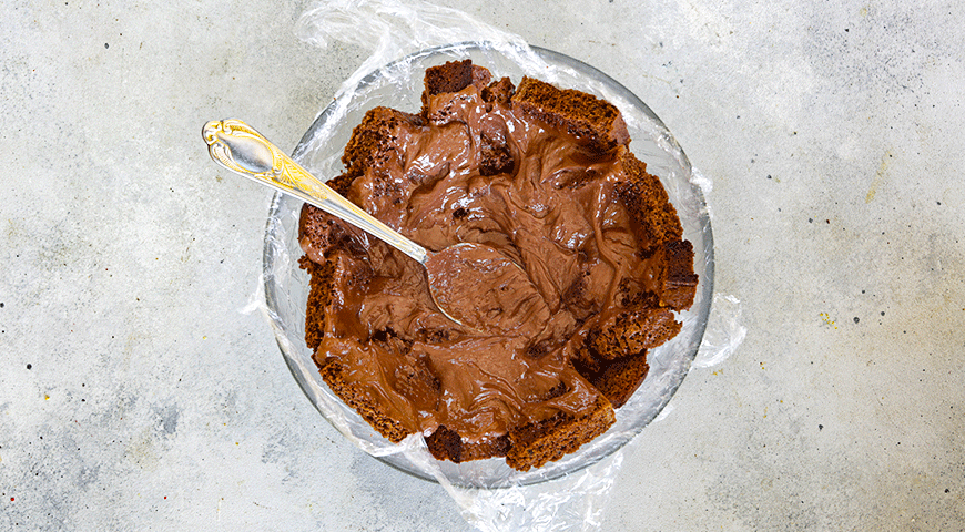 Фото приготовления рецепта: Торт «Шоколадный купол», шаг №4