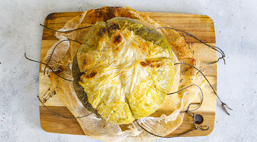 Фото приготовления рецепта: Фаршированная савойская капуста, шаг №14